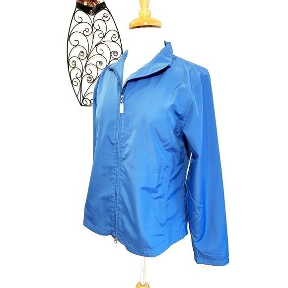 Cutter & Buck Windbreaker   - Picture 1 of 9
